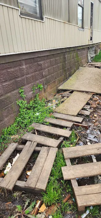 Lafayette Trailer Court Picture 4