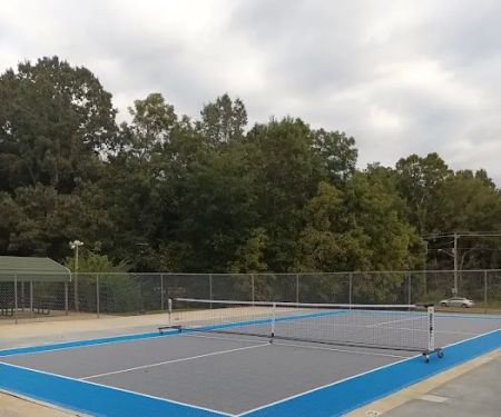 Parkway Village Pointe