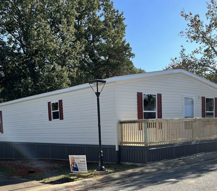 Parkway Village Pointe Picture 5