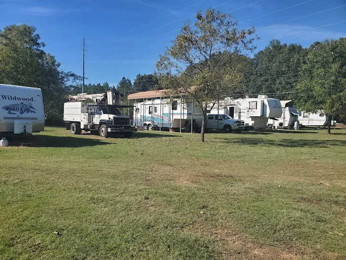 Shelby's RV Park Picture 1
