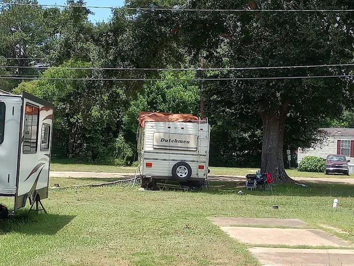 Selma Estates and RV Park LLC Picture 6