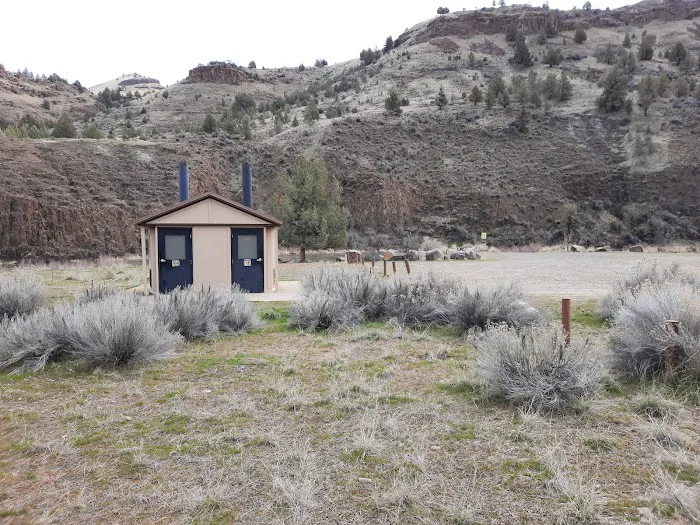 Service Creek Campground and Boat Launch Picture 1