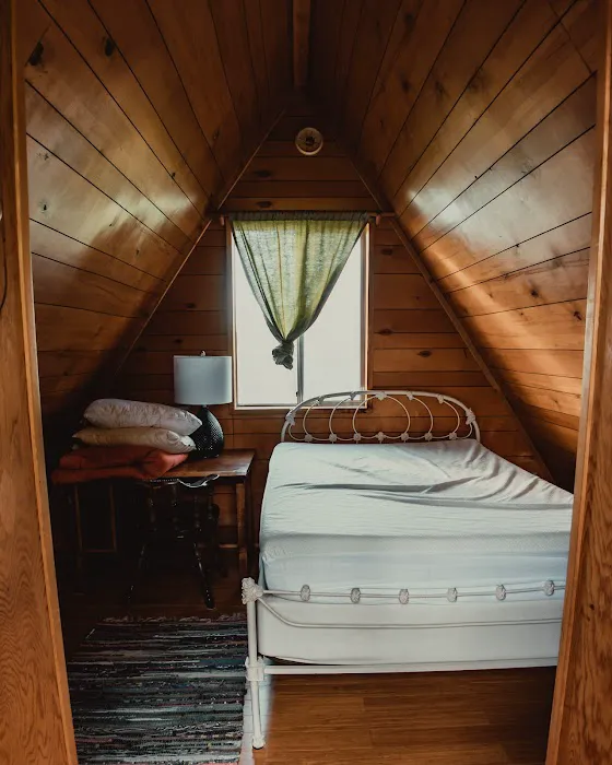 Lands Inn Cabins and Camping Picture 2