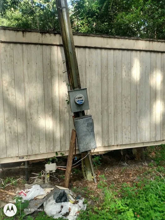 Cool Breeze Mobile Home Park Picture 1