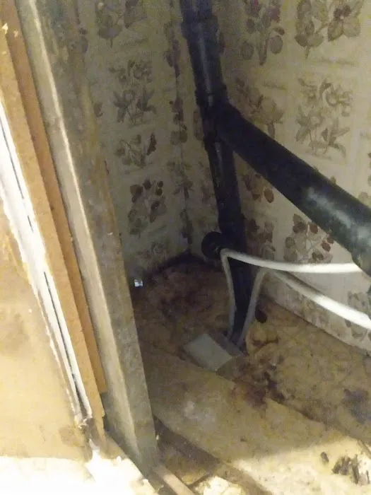 Cool Breeze Mobile Home Park Picture 7