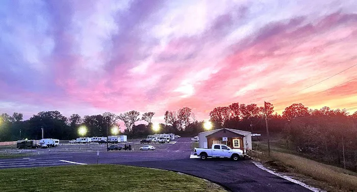 Serenity RV park Picture 8