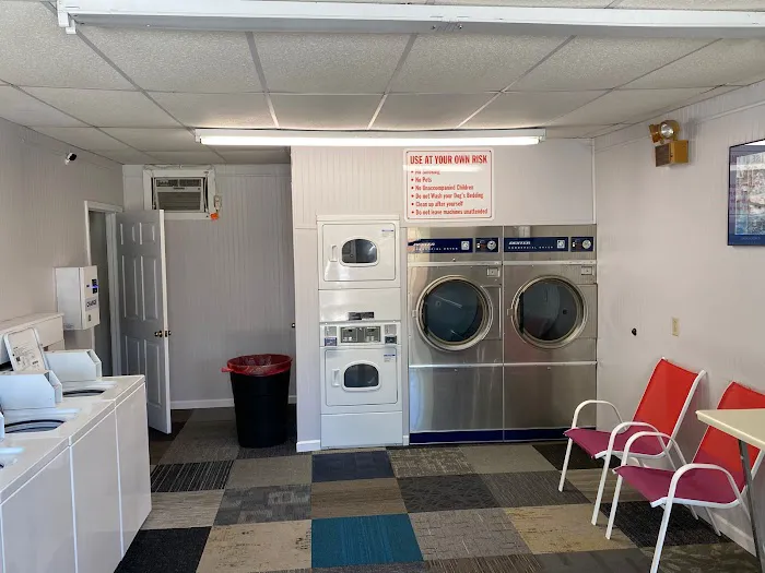 Tiny Town RV Park Picture 7