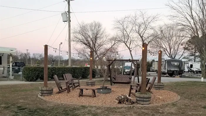 Clarksville RV Resort By Rjourney Picture 7