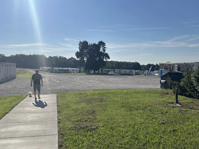 Blue Acres RV Park Picture 8