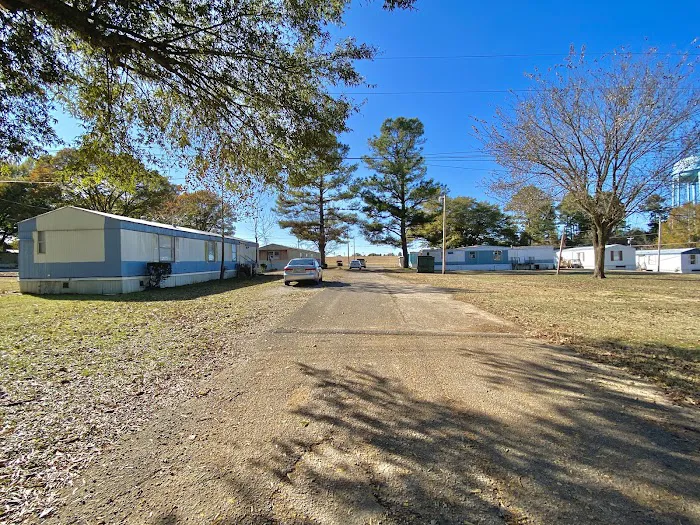 Bolivar Oaks Mobile Home Park Picture 2