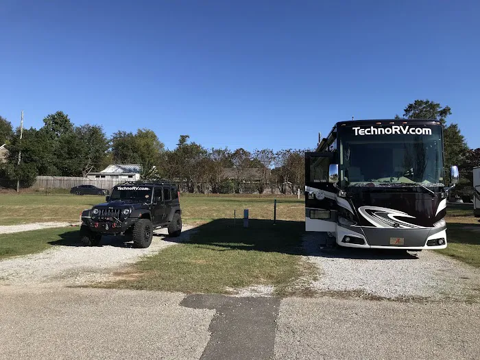 Coaches Corner RV Park Picture 5