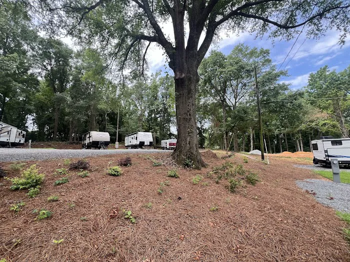 Kennedy's Korner RV Park Picture 7