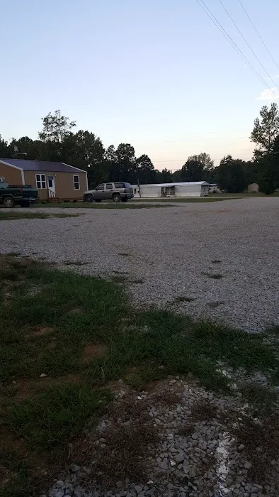 Kizer Trailer Park Picture 2