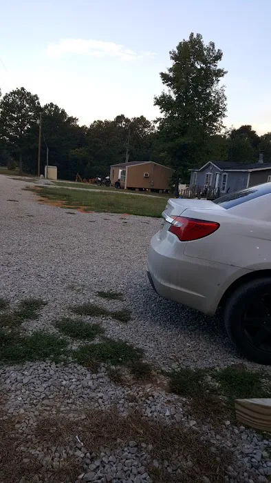 Kizer Trailer Park Picture 1