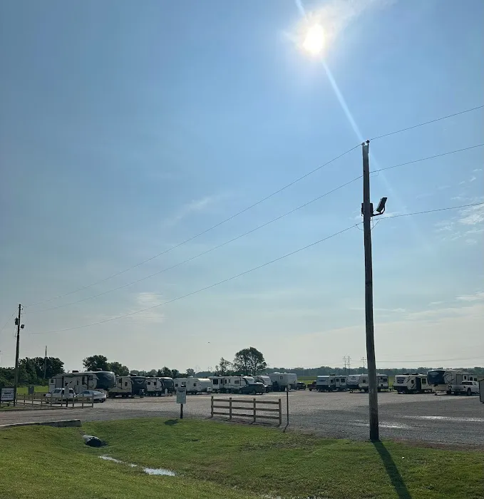 Riverbend RV Park Picture 2