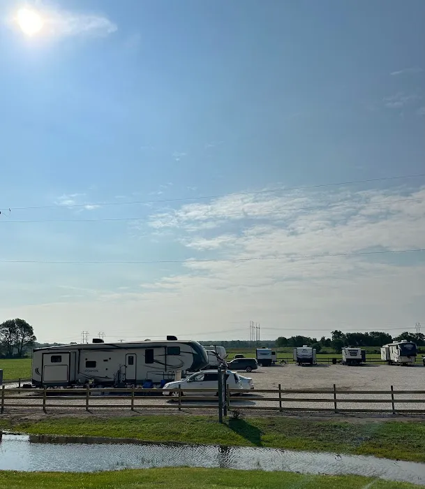 Riverbend RV Park Picture 3