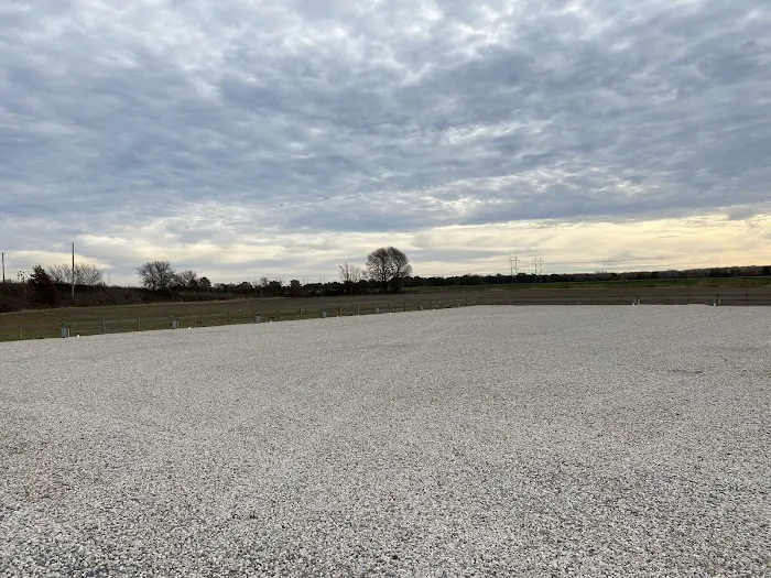 Riverbend RV Park Picture 4