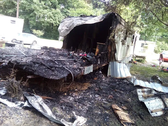 Red Oak Mobile Home Park Picture 2