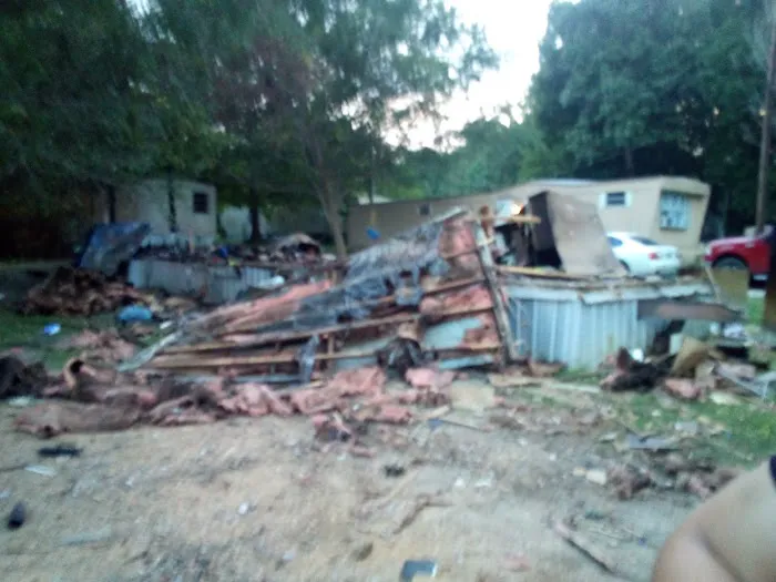 Red Oak Mobile Home Park Picture 4