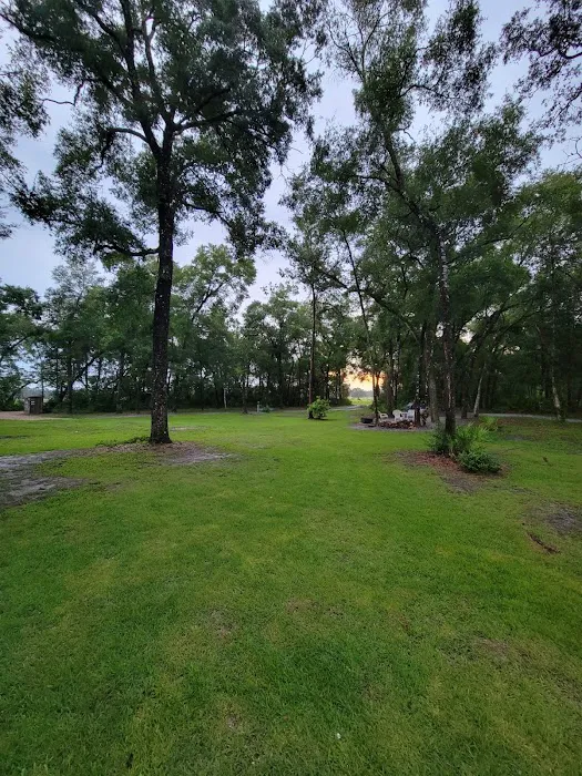 The Hatch Bend Hideaway RV Travel Trailer Place Picture 8