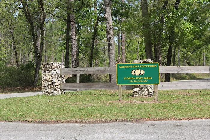 Moonshine Acres RV Park Picture 9