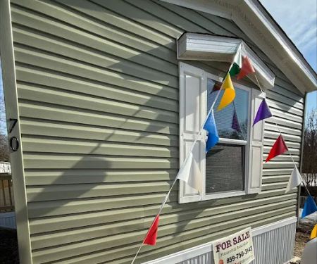 Lone Oak Pointe Community