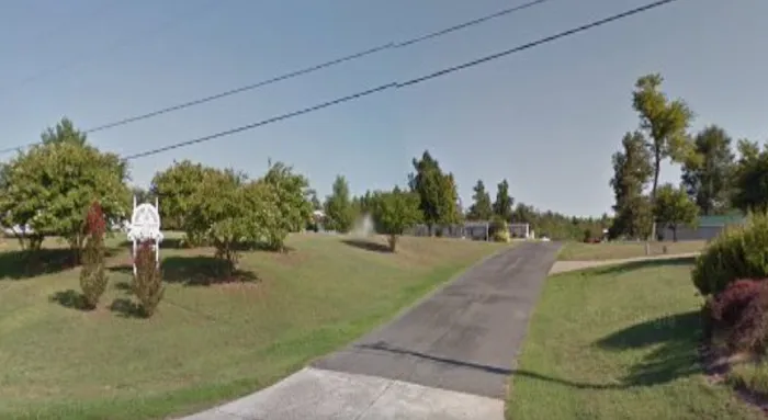 Locust Valley Mobile Home Estates Picture 1