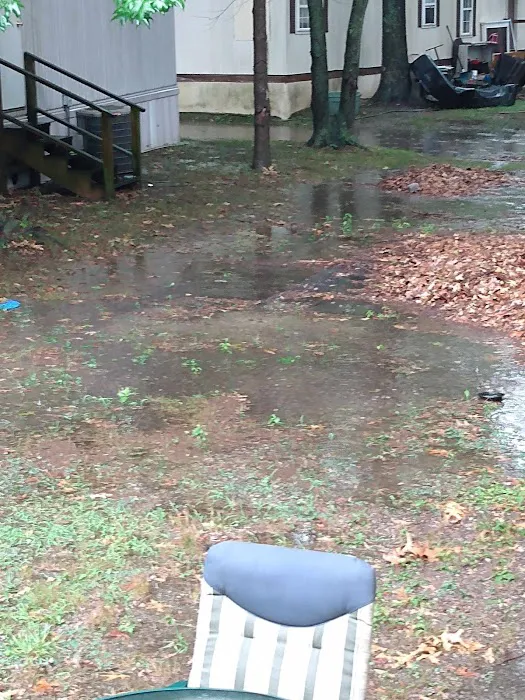 Woodlawn Reserve Manufactured Home Community Picture 4