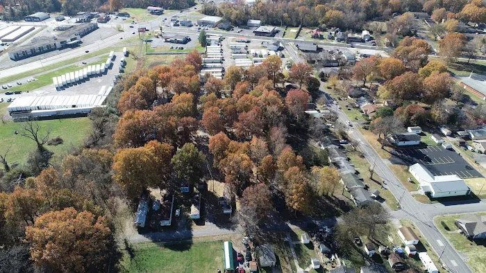 Country Oaks Mobile Home Park Picture 4