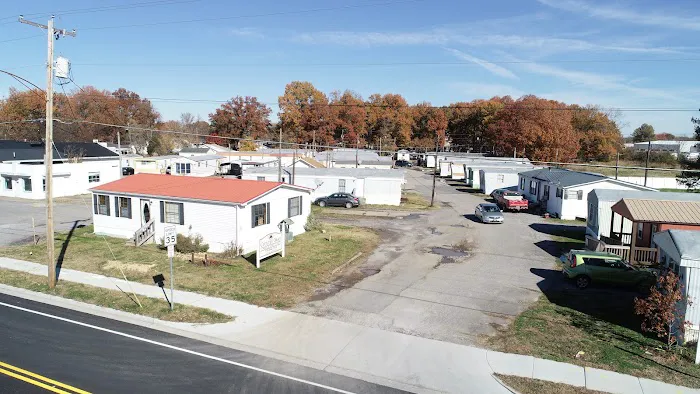 Country Oaks Mobile Home Park Picture 2