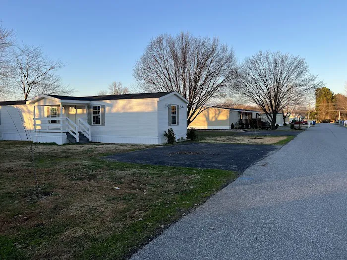 Country Side Manor LLC Picture 1