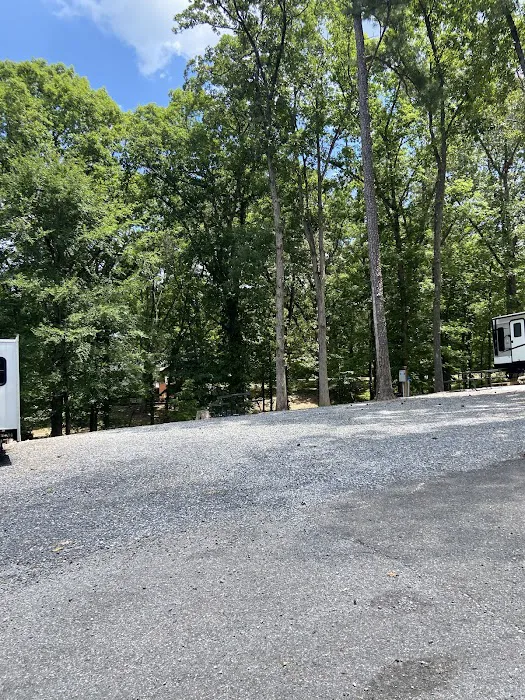 RidgeRdRvPark L.L.C. Picture 10