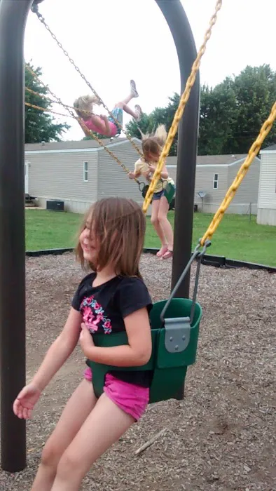 Ashwood Village Picture 4