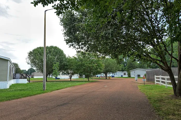 Southern Meadows Mobile Home Community Picture 10