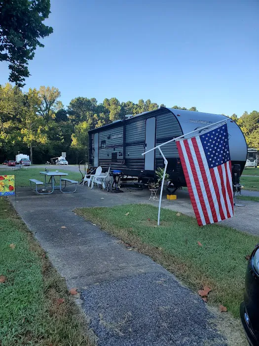 Midway RV Park Picture 8