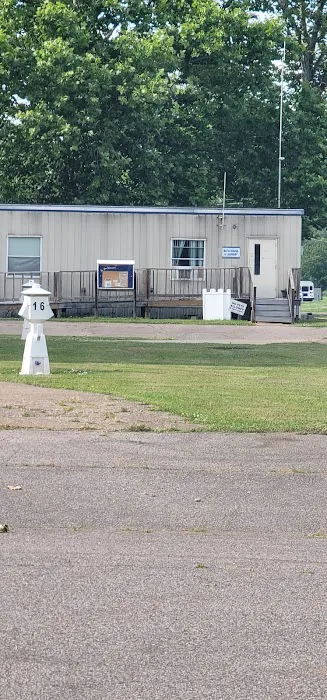 Midway RV Park Picture 7