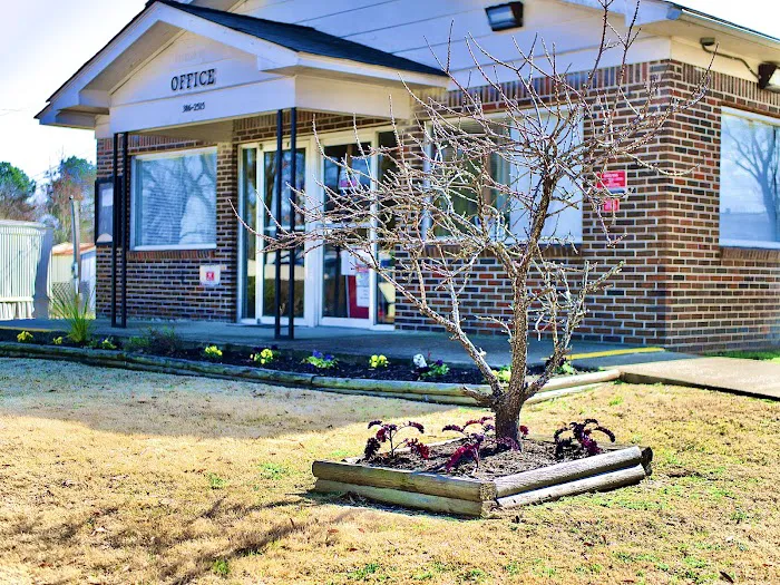 Green Acres Mobile Home Park Picture 1