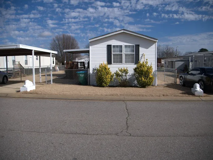 Green Acres Mobile Home Park Picture 5