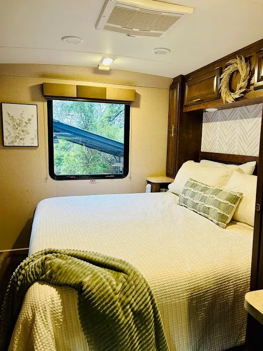 Son And father rv rental Picture 2