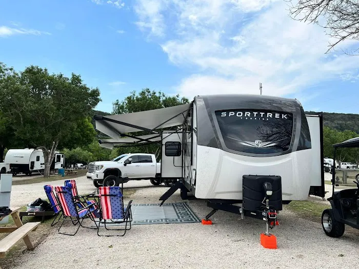 Son And father rv rental Picture 8