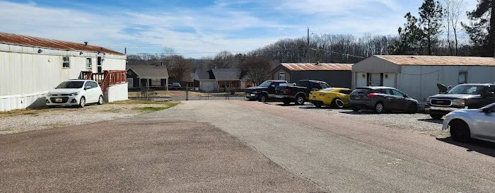 Pecan Circle Picture 9