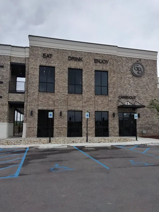 Pecan Circle Picture 4