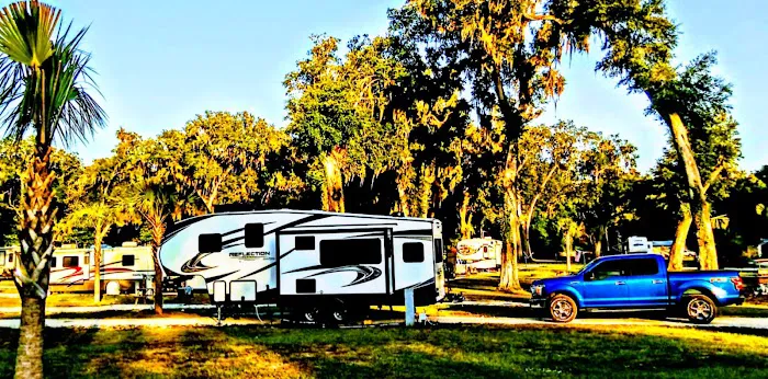 Lucky Charm RV Park Picture 6