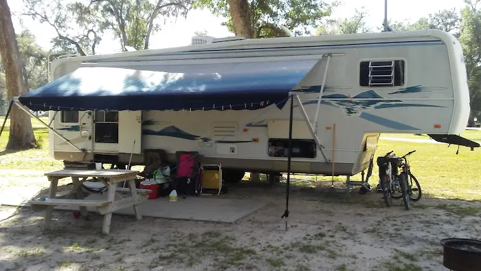 Lucky Charm RV Park Picture 10