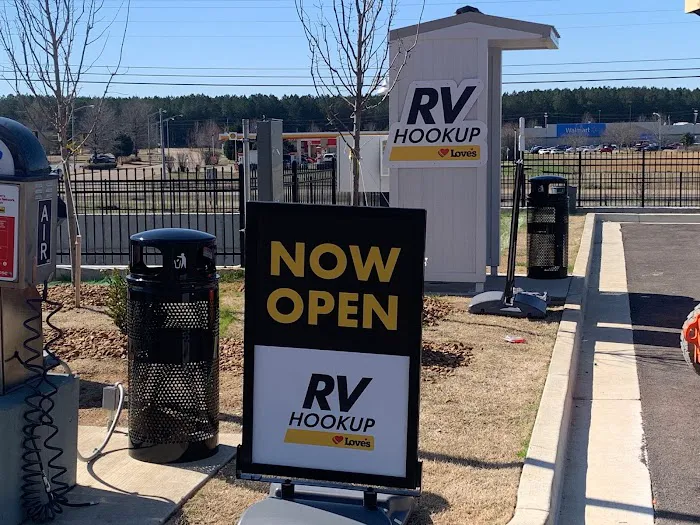 Love's RV Hookup Picture 2