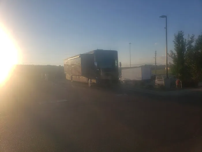 Love's RV Hookup Picture 4