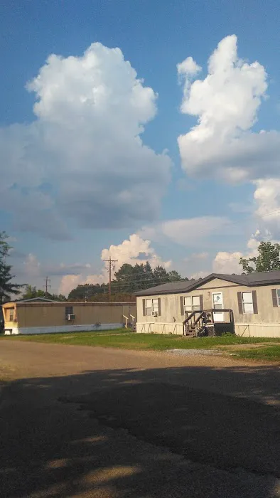 Air Base Mobile Home Estates Picture 2