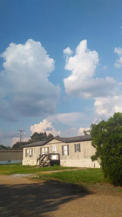 Air Base Mobile Home Estates Picture 4