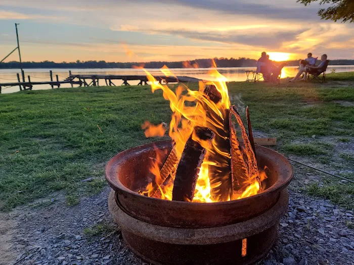 Birdsville Riverside RV Park Picture 9