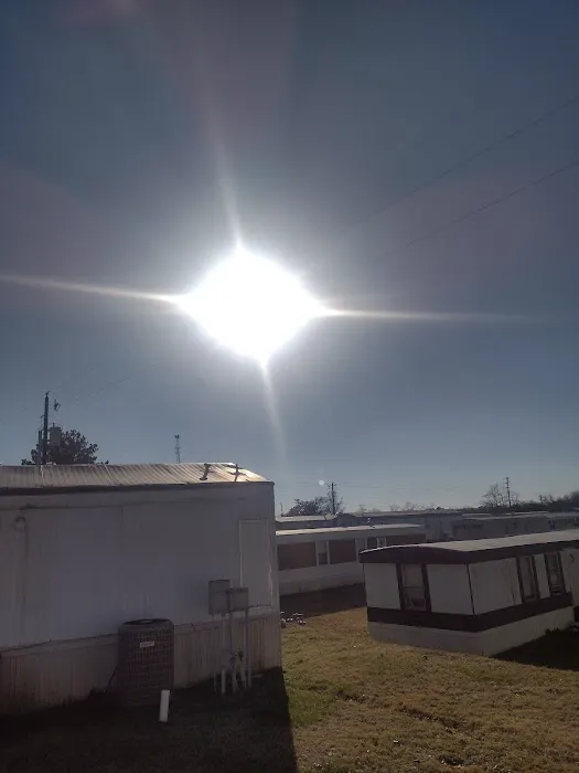 Candlelight Mobile Estates Picture 5